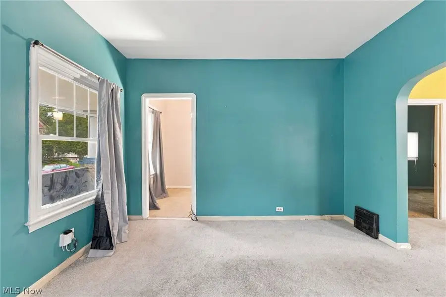 3622 Newark Avenue, Cleveland, OH 44109 - #2