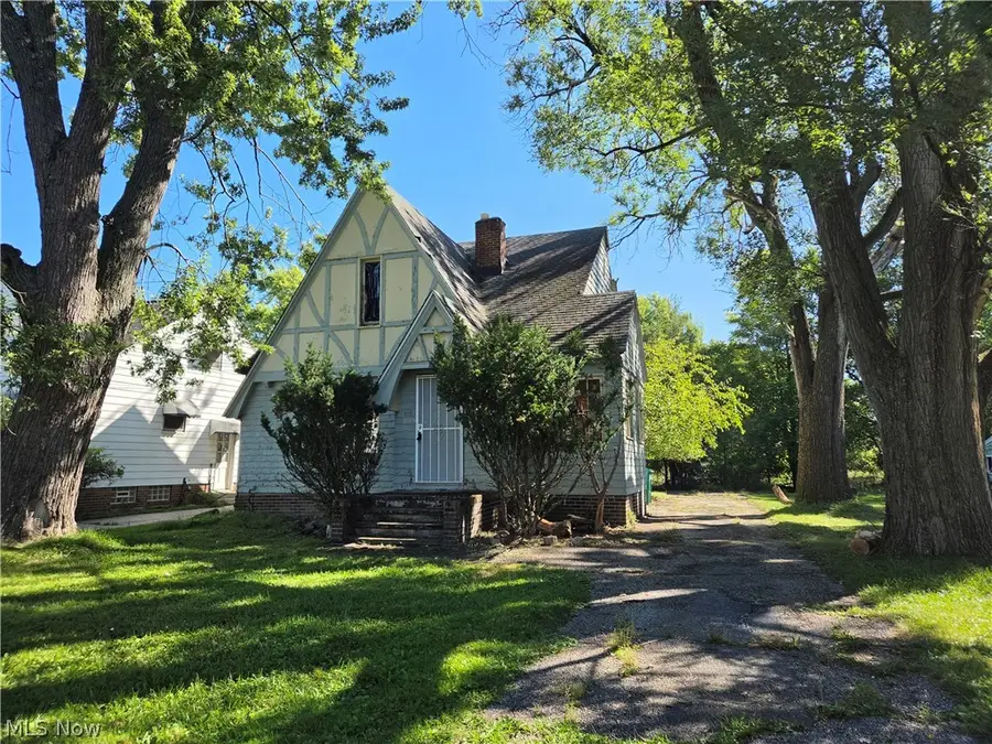 5245 Theodore Street, Maple Heights, OH 44137 - #2