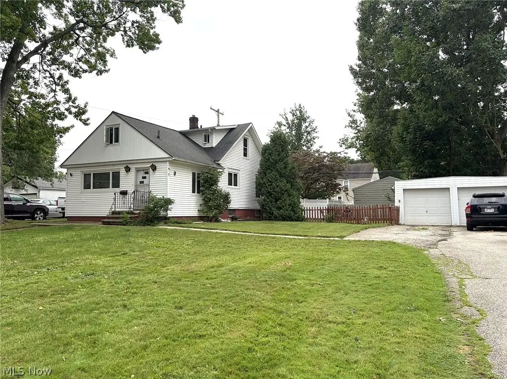 20661 Belvidere Avenue, Fairview Park, OH 44126 - #1