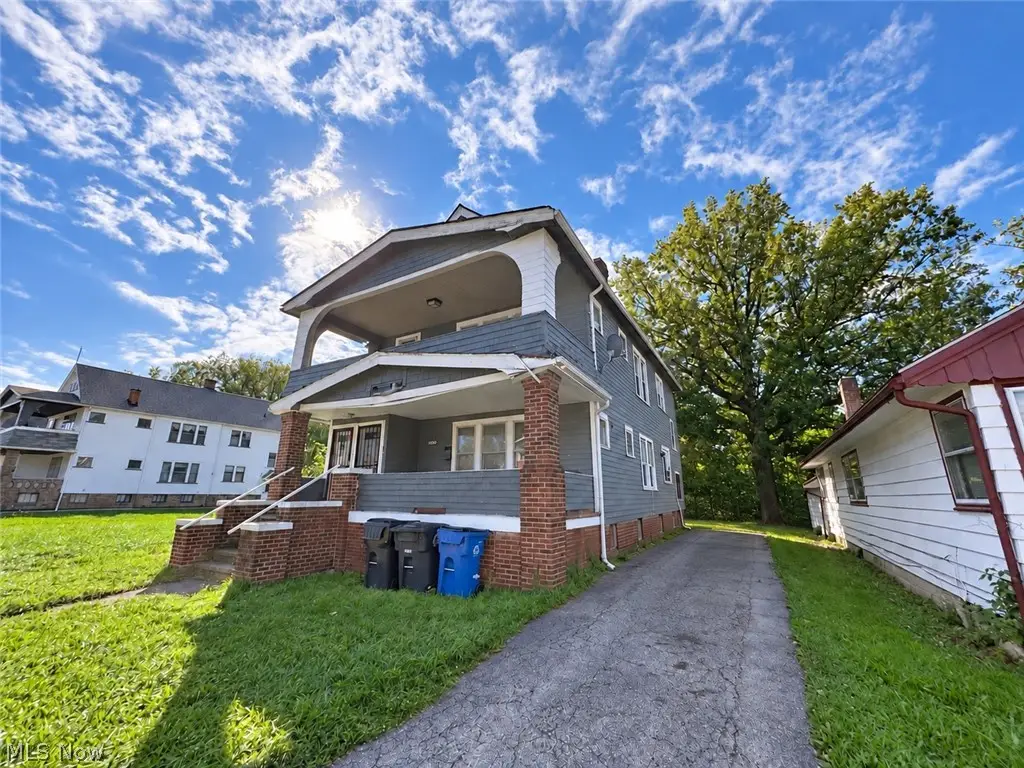 10906 Nelson Avenue, Cleveland, OH 44105 - #1