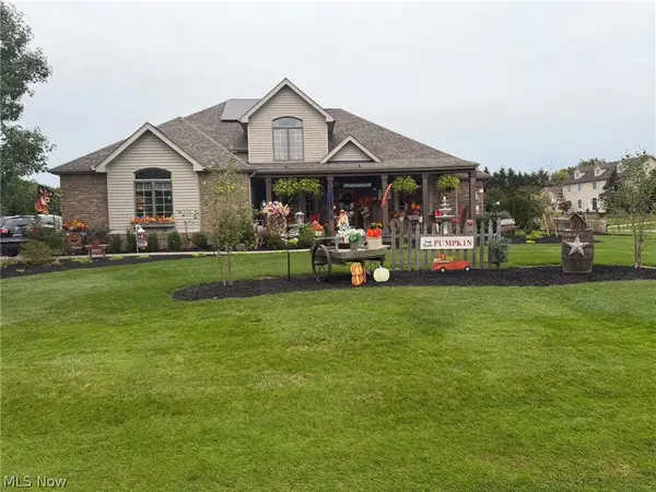 262 Topaz Circle, Canfield, OH 44406