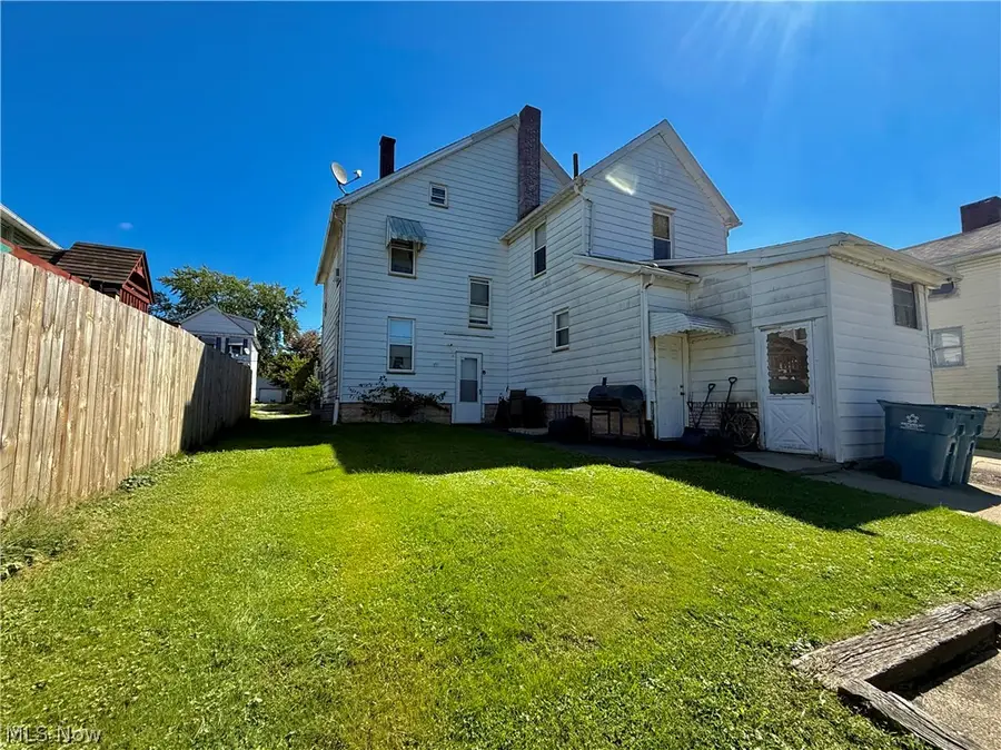 412 Scott Avenue, Niles, OH 44446 - #2