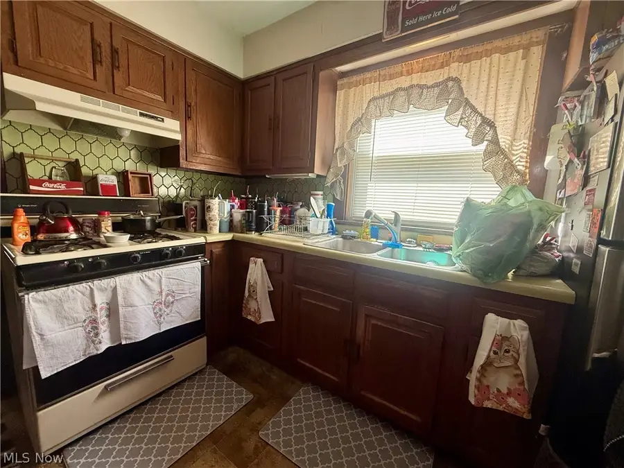 412 Scott Avenue, Niles, OH 44446 - #3