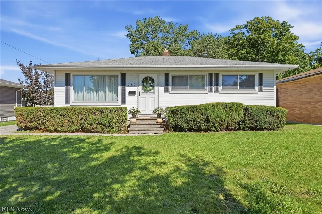 21810 Forestview Circle, Brook Park, OH 44142 - #1