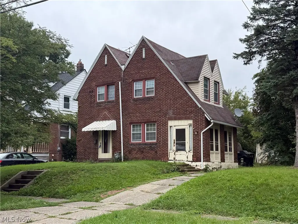 409 Sumatra Avenue, Akron, OH 44305 - #1
