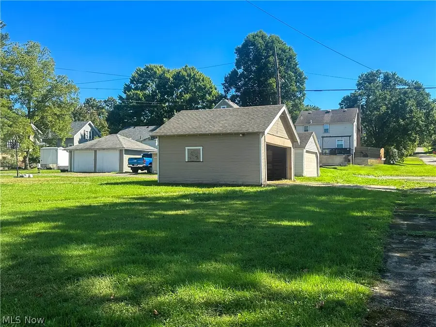 503 Washington Avenue, Niles, OH 44446 - #2