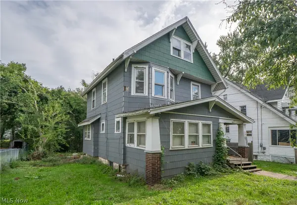 156 Colony Crescent, Akron, OH 44305