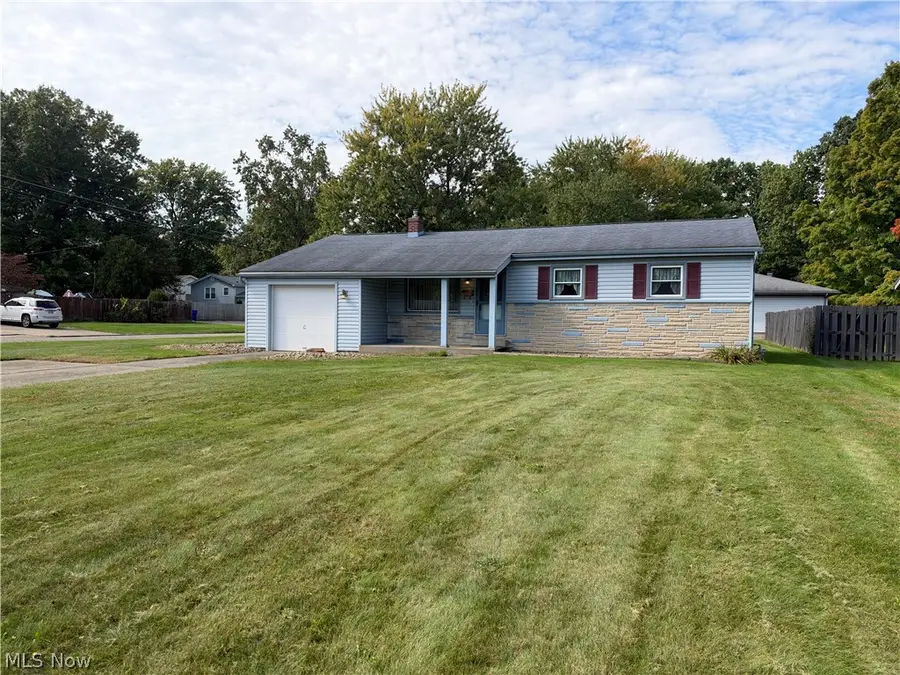 1758 Lancaster Drive, Youngstown, OH 44511 - #2