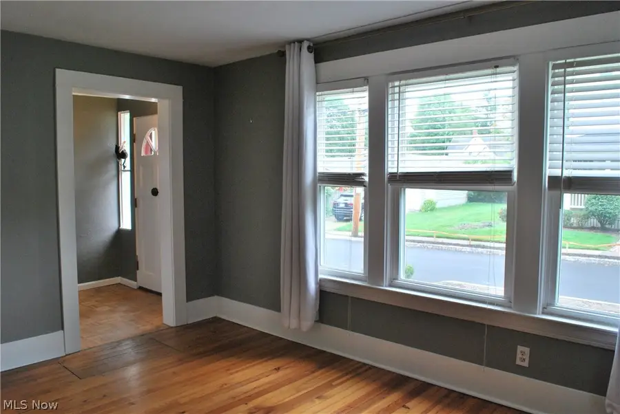 98 Elm Court, Chagrin Falls, OH 44022 - #2