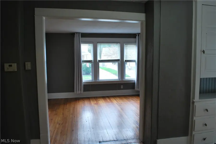 98 Elm Court, Chagrin Falls, OH 44022 - #3