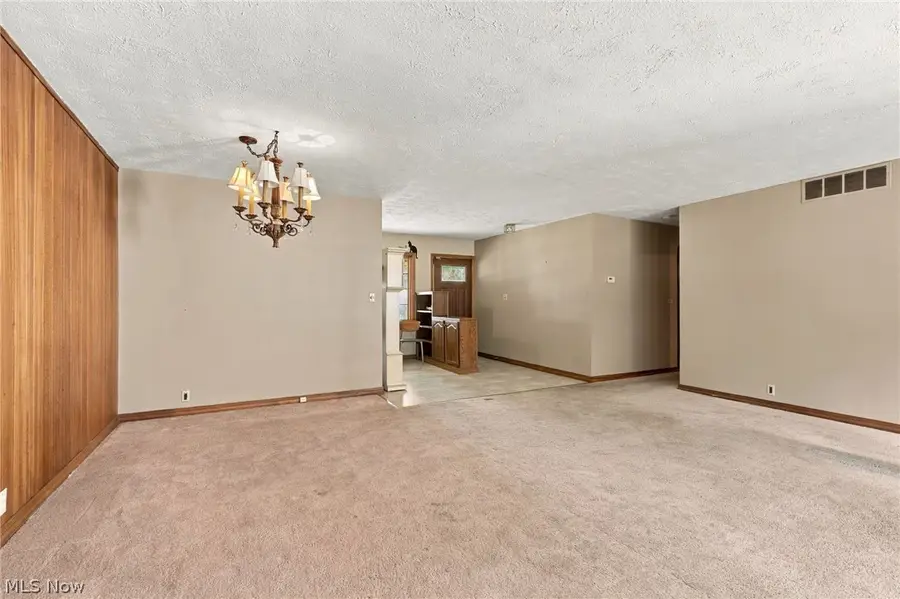 8593 Wiese Road, Brecksville, OH 44141 - #3