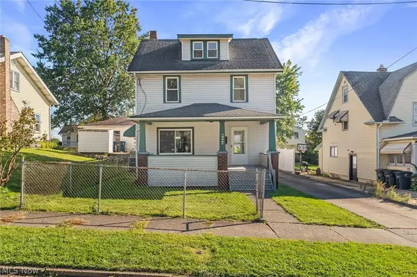 2644 Terrace Avenue, Akron, OH 44312