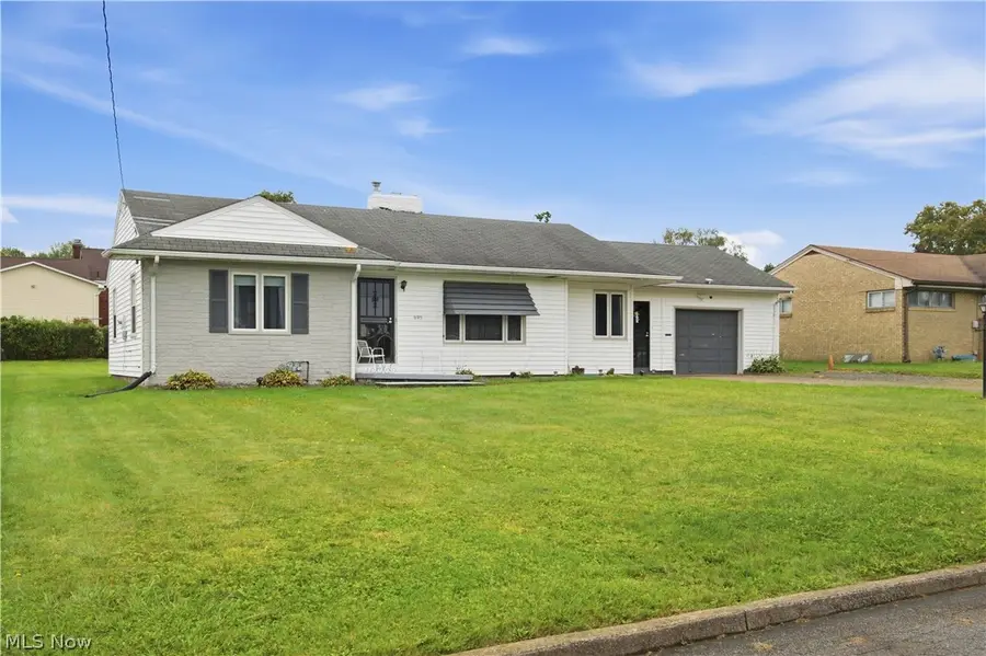 695 Moore Avenue, Campbell, OH 44405 - #2