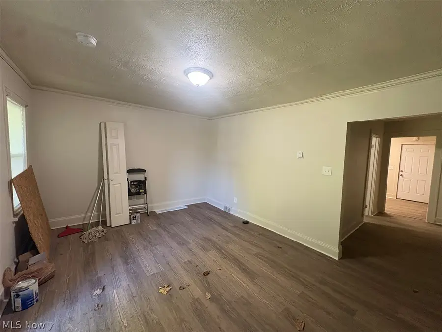 3323 E 143rd Street, Cleveland, OH 44120 - #2