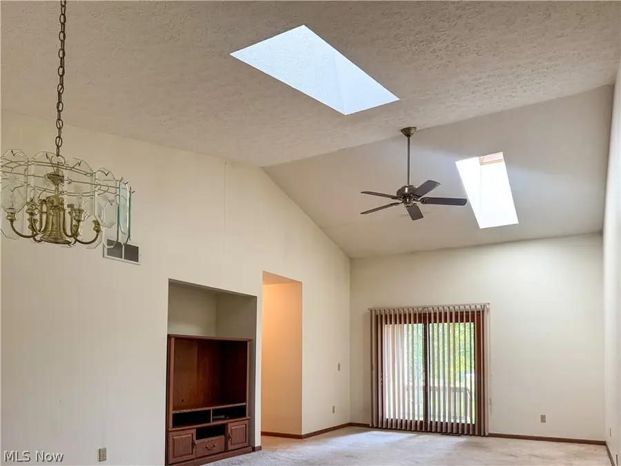 1487 Tripodi Circle, Niles, OH 44446 - #2