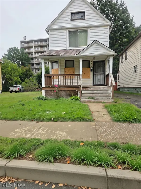 1679 Lockwood Avenue, East Cleveland, OH 44112