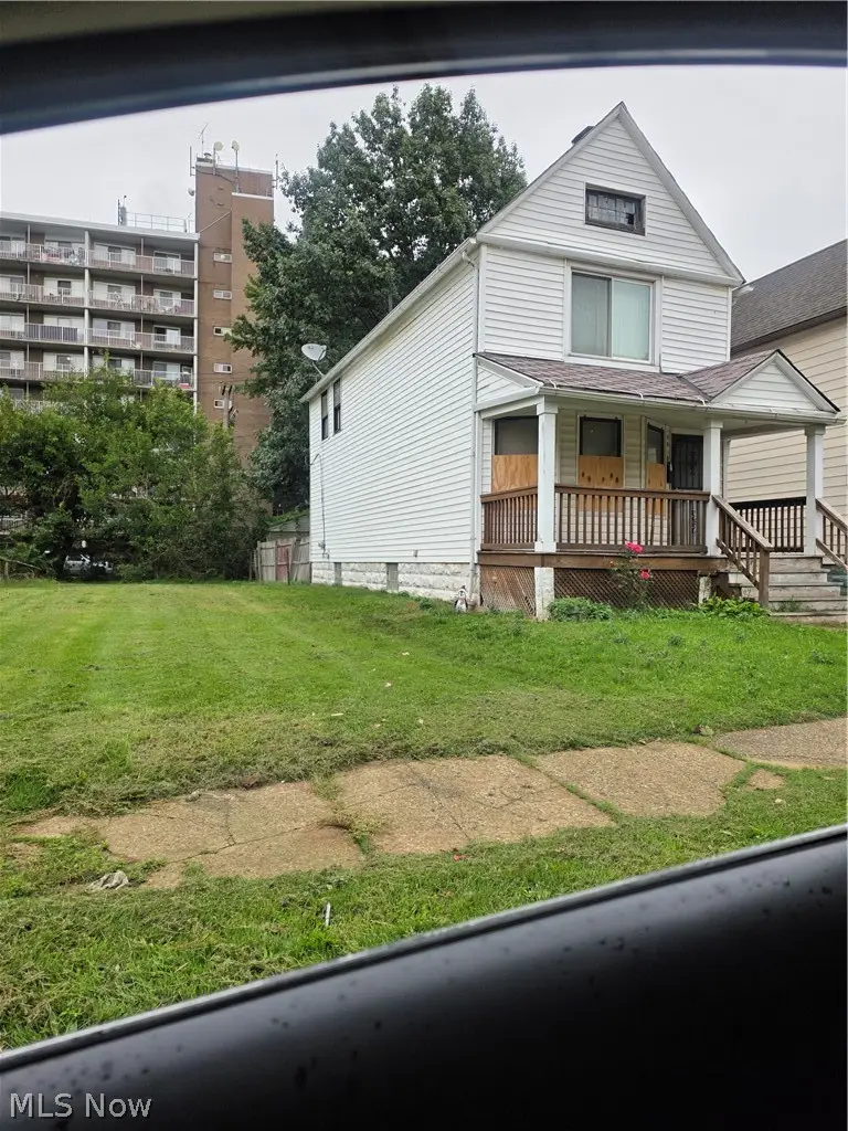 1679 Lockwood Avenue, East Cleveland, OH 44112 - #2