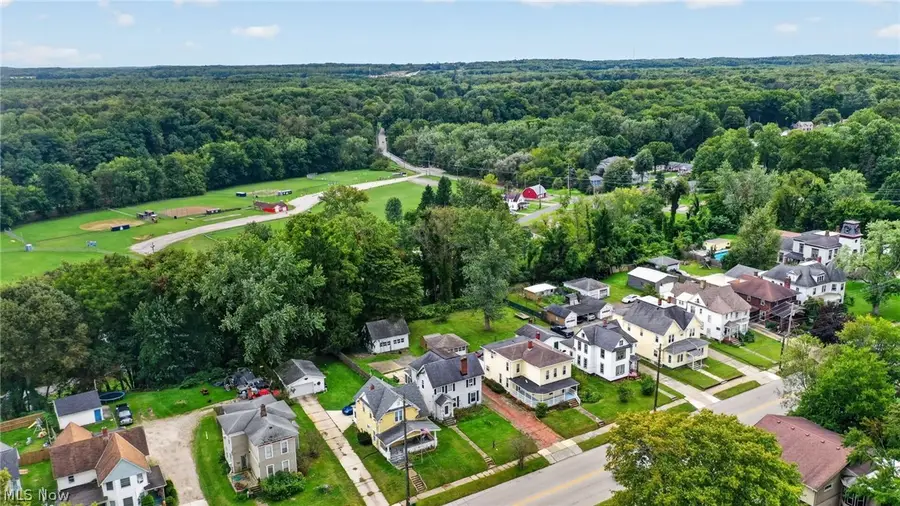 729 Main Street, Conneaut, OH 44030 - #2