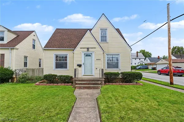 3211 North Avenue, Parma, OH 44134