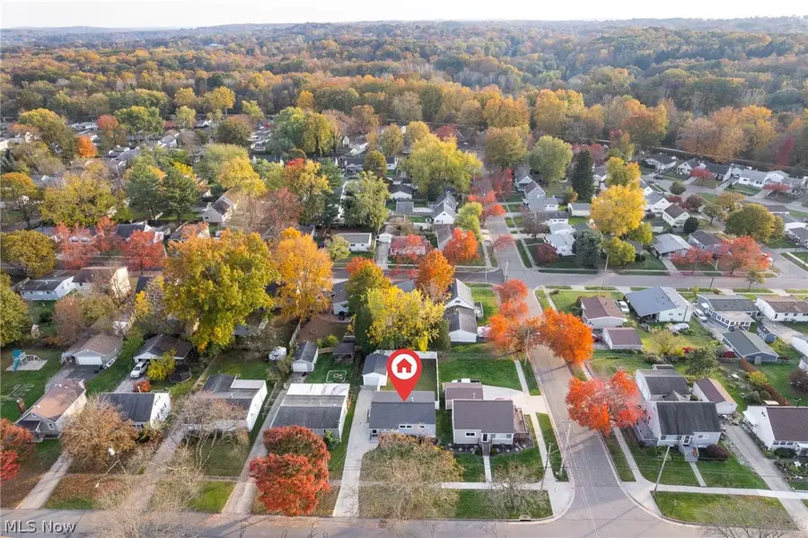 1098 Carnegie Avenue, Akron, OH 44314 - #3