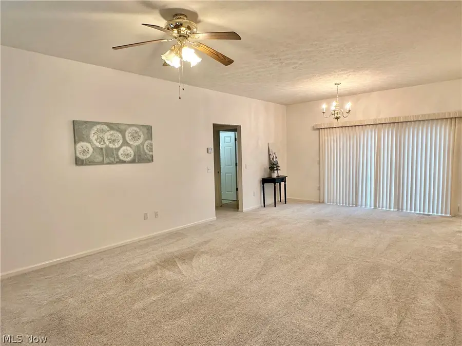 566 Parkside Lane, Tallmadge, OH 44278 - #2