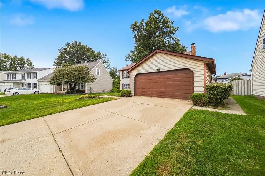 5487 Oak Ridge Drive, Willoughby, OH 44094 - #3
