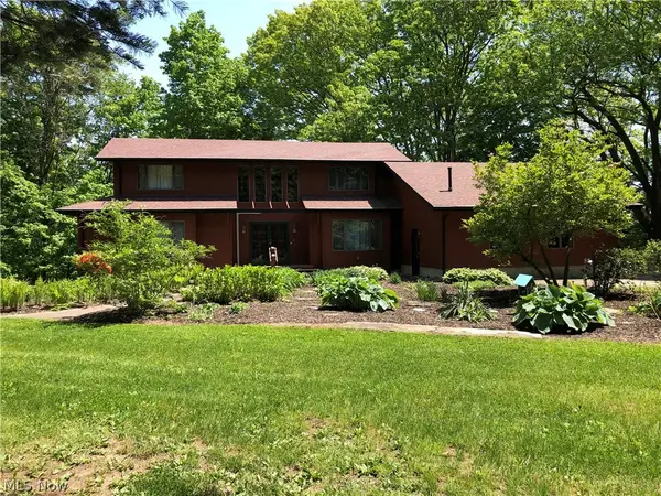 434 S Amboy Road, Conneaut, OH 44030