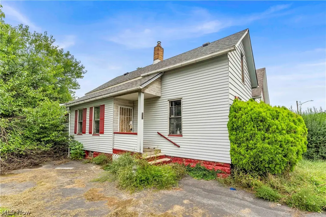 7107 Ivy Avenue, Cleveland, OH 44127 - #1