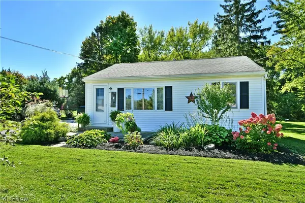 2422 Wilson Sharpsville Road, Cortland, OH 44410