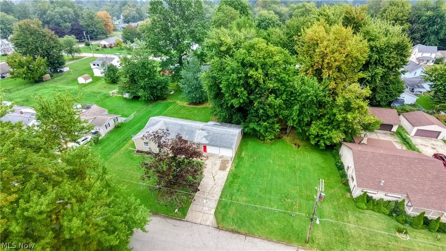 1710 Lyndon Avenue, Ashtabula, OH 44004 - #2