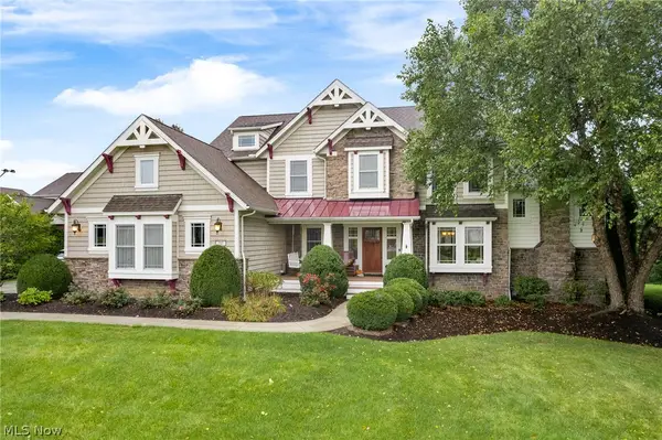 727 Walden Reserve Boulevard, Hinckley, OH 44233