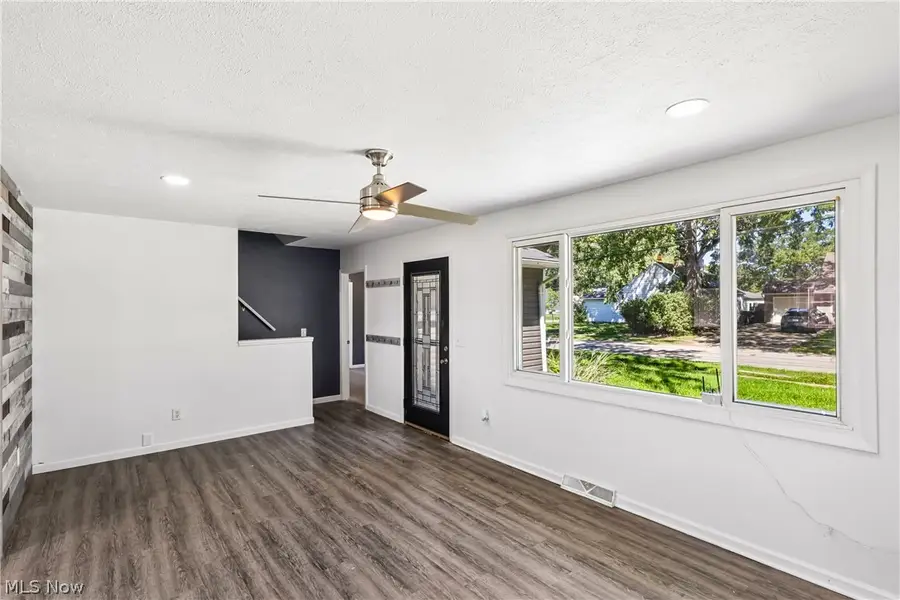 295 Best Drive, Berea, OH 44017 - #3