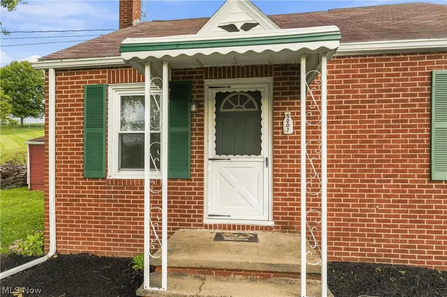 5207 Manchester Sw Avenue, Navarre, OH 44662 - #2