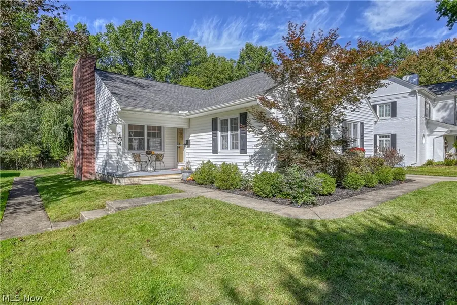 154 Birdwood Road, Akron, OH 44313 - #2