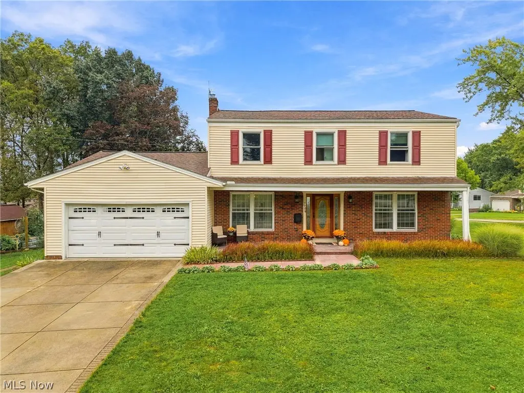 7709 Green Valley Drive, Parma, OH 44134 - #1