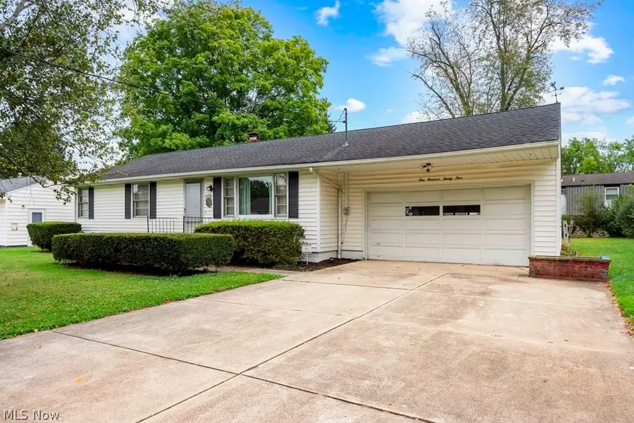124 Yunker Court, Elyria, OH 44035 - #2