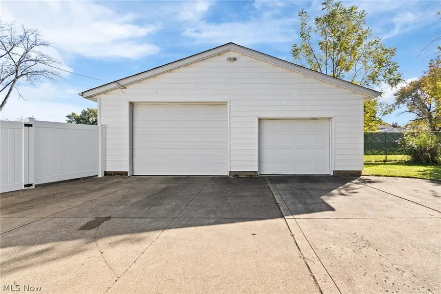 664 Scott Nw Place, Massillon, OH 44647 - #3