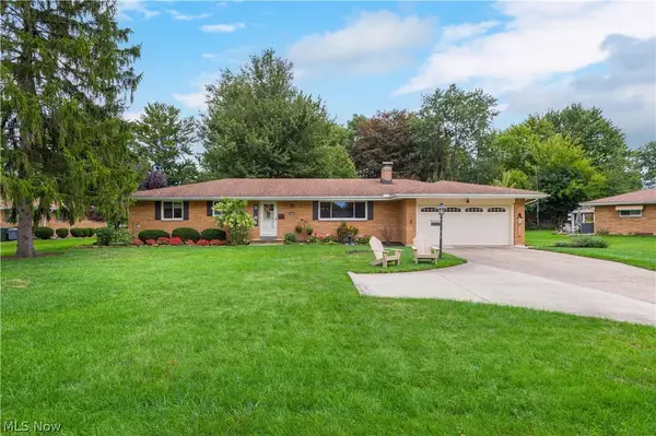 5323 Evergreen Drive, North Olmsted, OH 44070