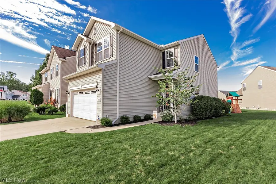 10412 Redbud Drive, Aurora, OH 44202 - #2
