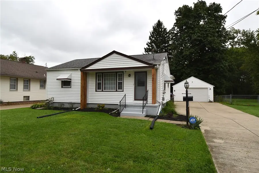 507 S Canal Street, Newton Falls, OH 44444 - #2