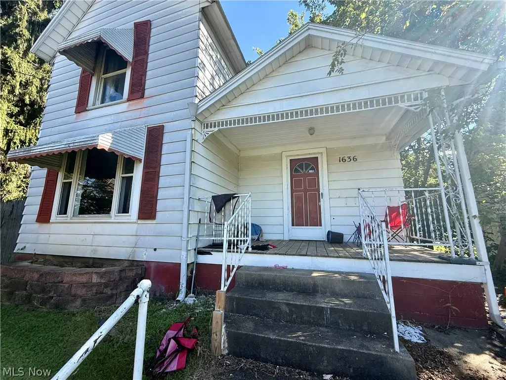 1636 Gibbs N Avenue, Canton, OH 44705 - #1