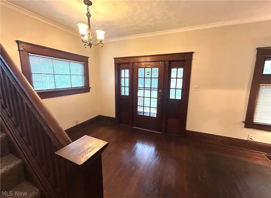 315 N Bentley Avenue, Niles, OH 44446 - #3