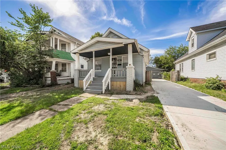 1462 E 173rd Street, Cleveland, OH 44110 - #3