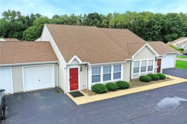 3287 Pheasant Run Road #B, Cortland, OH 44410