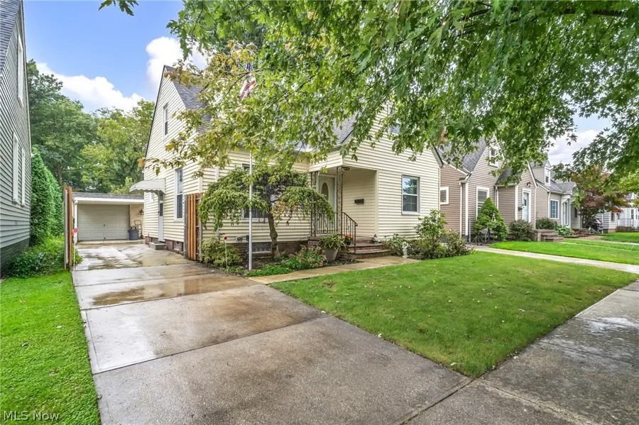 1317 Mayview Avenue, Cleveland, OH 44109 - #2