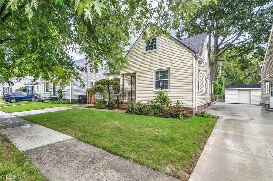 1317 Mayview Avenue, Cleveland, OH 44109 - #3