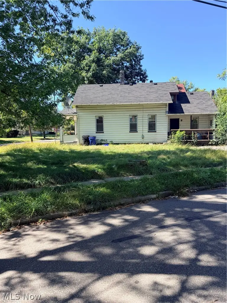 6317 Francis Avenue, Cleveland, OH 44127 - #3