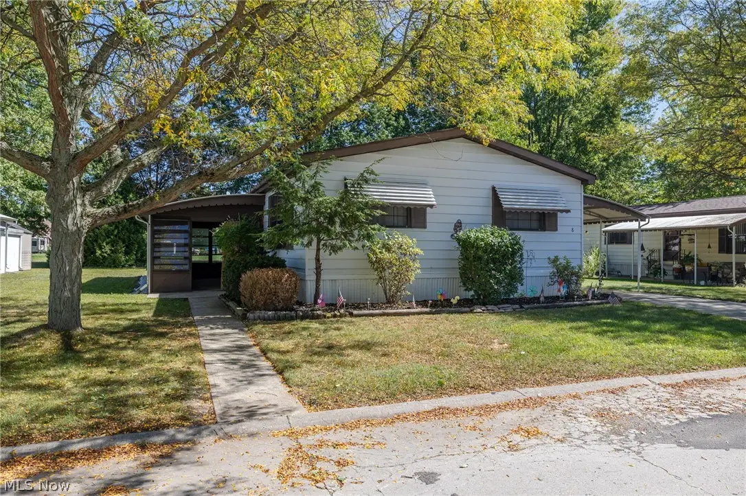 8 Dogwood Lane, Olmsted, OH 44138 - #1