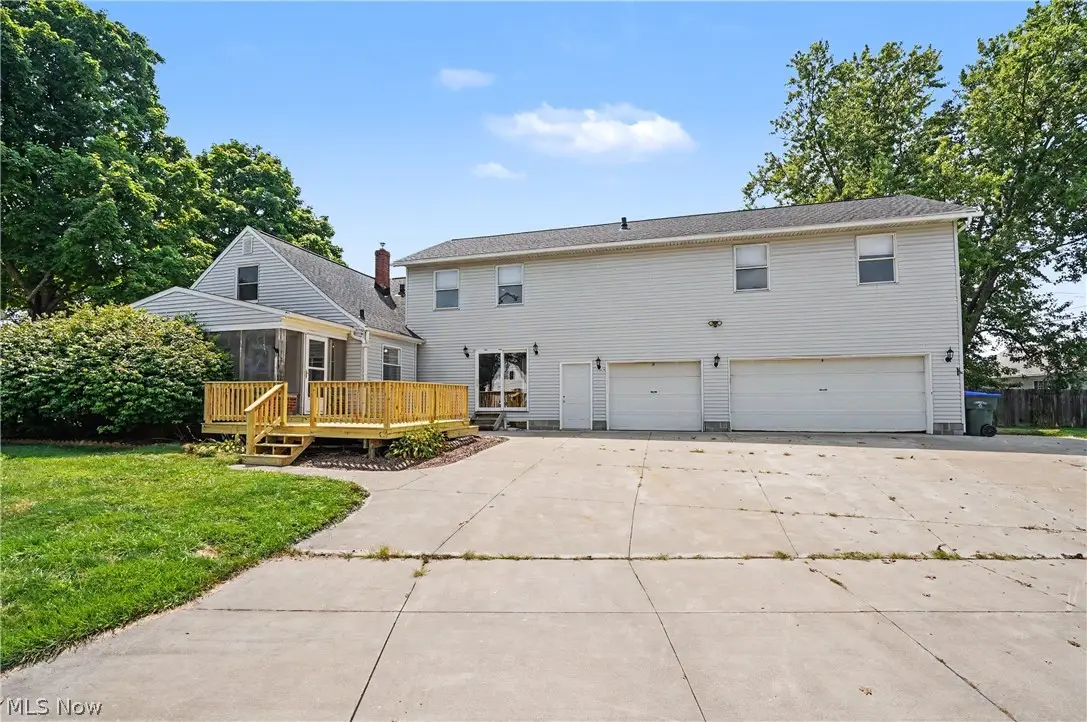 2590 21st Street, Cuyahoga Falls, OH 44223 - #1