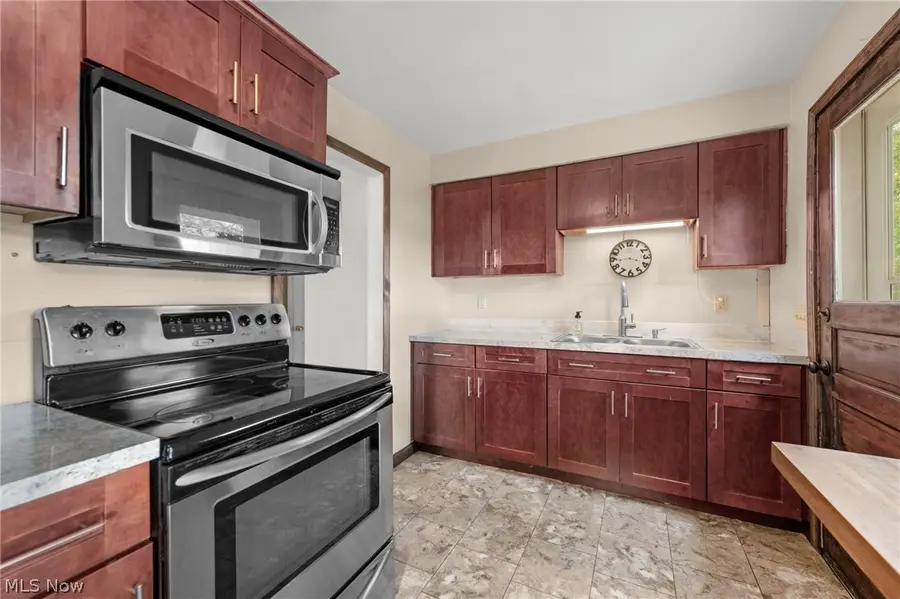 8224 Westmoor Road, Mentor, OH 44060 - #3